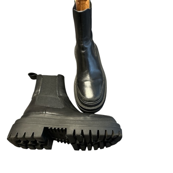 Zara Shoes - Zara Lug Sole Low Heel Leather Ankle Boots (EU 36/black)